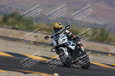 media/Nov-12-2023-SoCal Trackdays (Sun) [[5d1fba4e7d]]/Turn 14 (1035am)/